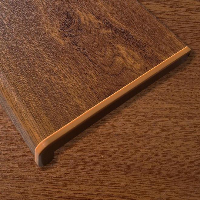 Plastový parapet RS - Renolit Zlatý dub R01 Plastový parapet RS - Renolit Zlatý dub R01